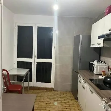 巴黎短租 Проживание в семье